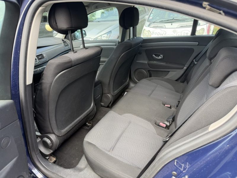 RENAULT LAGUNA III 2.0 DCI 130 EXPRESSION