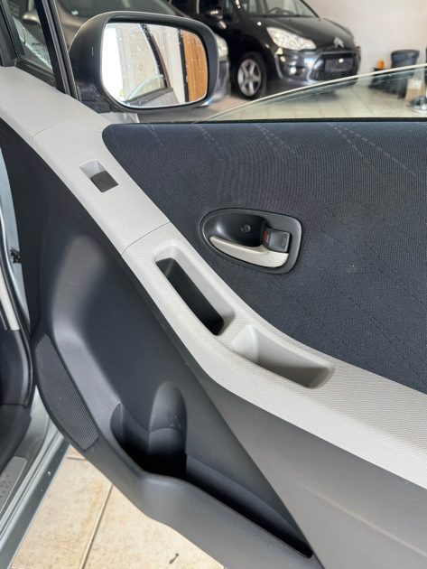 Toyota Yaris 2008 – Garantie 12 mois ou 15 000 km – Révision faite – CT OK