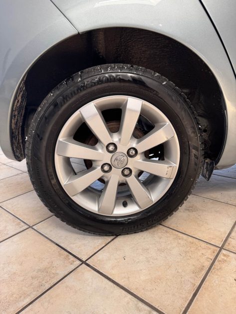 Toyota Yaris 2008 – Garantie 12 mois ou 15 000 km – Révision faite – CT OK