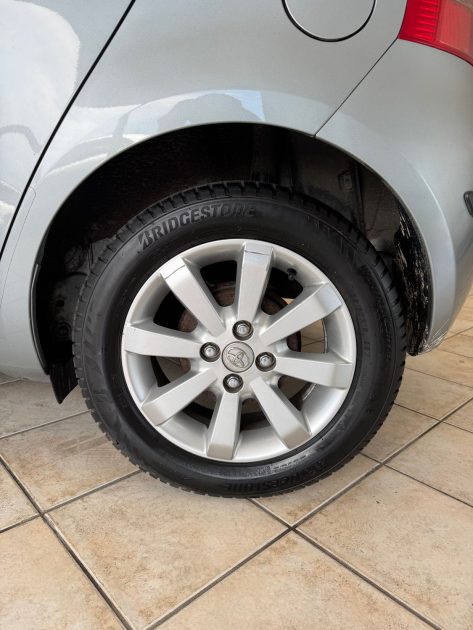Toyota Yaris 2008 – Garantie 12 mois ou 15 000 km – Révision faite – CT OK