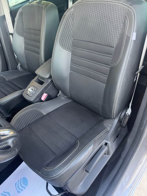 RENAULT GRAND SCENIC III 1.2 TCE 130 Cv BOSE 7 PLACES