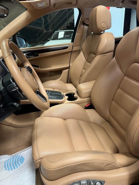 MAGNIFIQUE PORSCHE MACAN TURBO 400CH (FULL SUIVI D’ENTRETIEN PORSCHE, ATTELAGE, TOIT OUVRANT)⭐️⭐️⭐️⭐