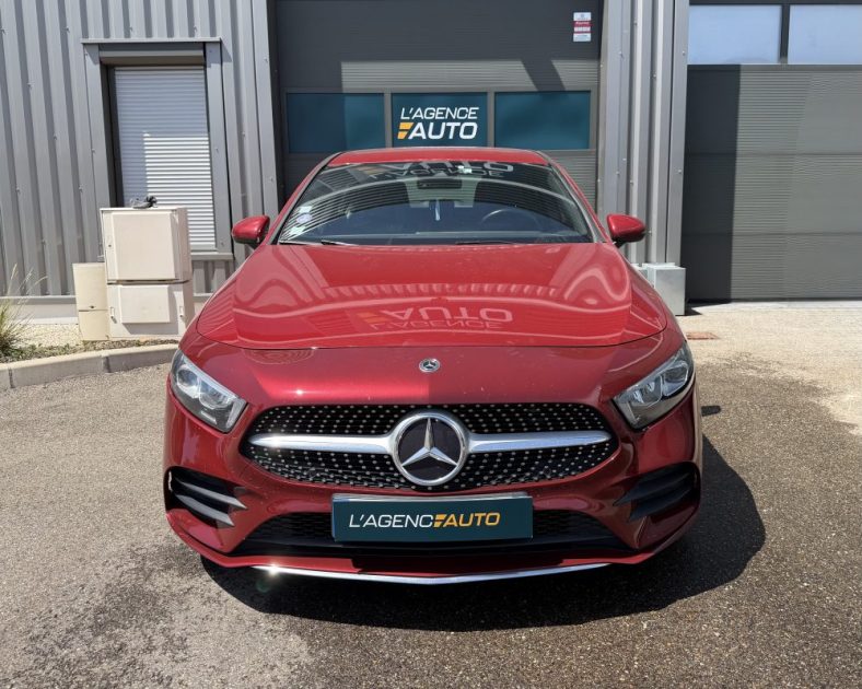 MERCEDES CLASSE A 180  - Pack AMG LINE - Boite Auto - Caméra - ENTRETIEN COMPLET