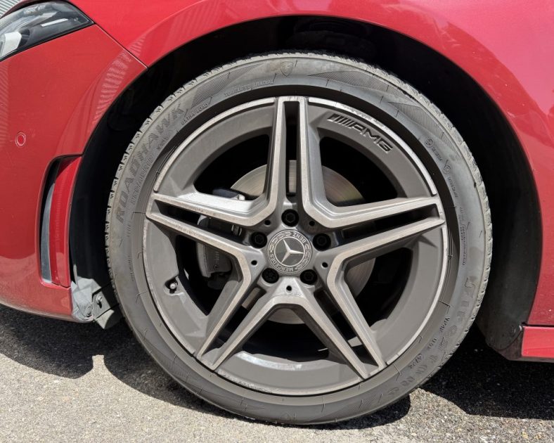 MERCEDES CLASSE A 180  - Pack AMG LINE - Boite Auto - Caméra - ENTRETIEN COMPLET