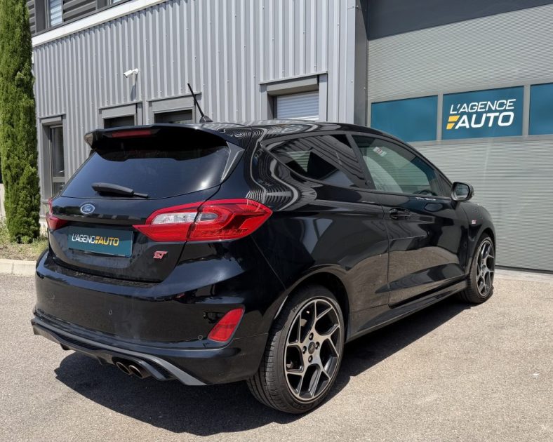 FORD FIESTA 1.5 ECOBOOST 200 ch ST PACK - Entretien complet FORD - Siège chauffant - GARANTIE 6 mois