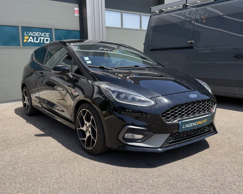 FORD FIESTA 1.5 ECOBOOST 200 ch ST PACK - Entretien complet FORD - Siège chauffant - GARANTIE 6 mois