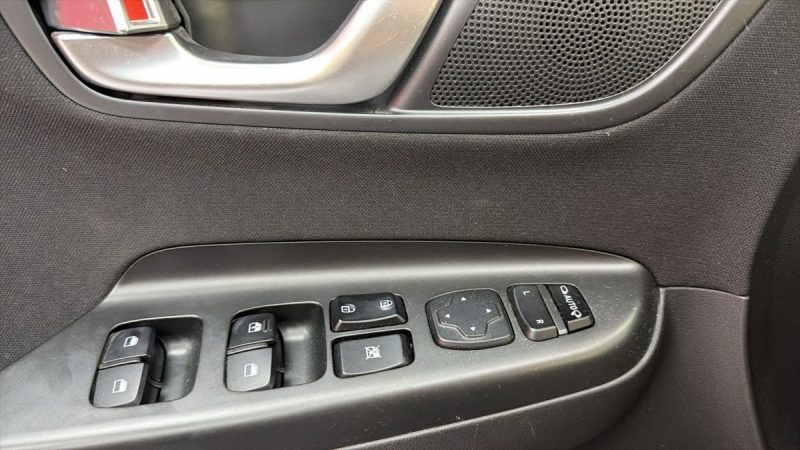 HYUNDAI KONA SUV 1.6  PHASE 2 HEV 141cv BUSINESS/1 ERE MAIN/TVA RECUPERABLE