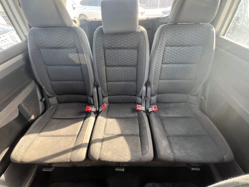 Volkswagen Touran 1.9 TDI 105 Ch 7 Place 