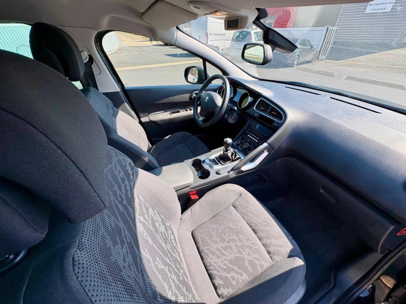 PEUGEOT 3008 1.6 HDI 16V 112 STYLE  2012