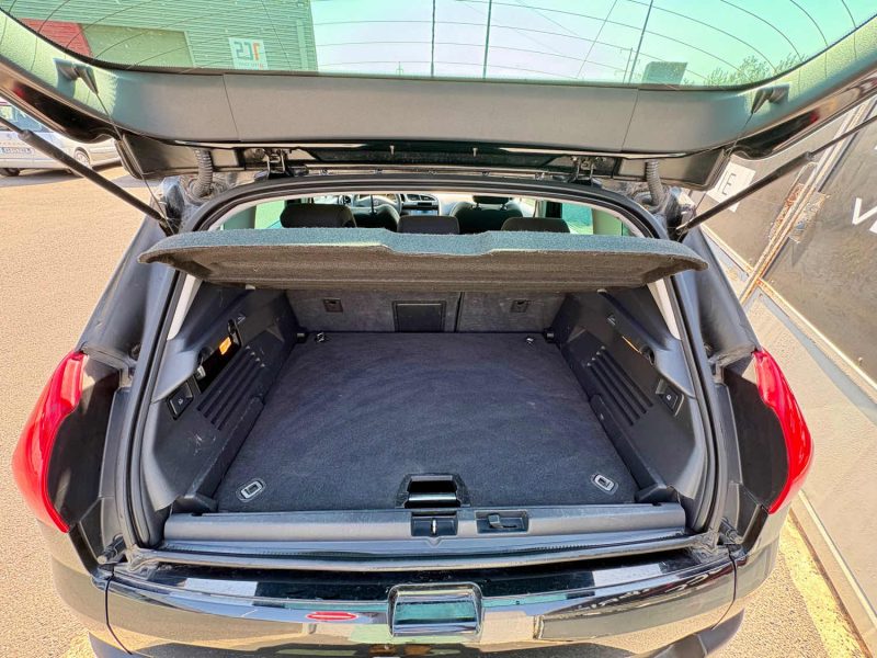 PEUGEOT 3008 1.6 HDI 16V 112 STYLE  2012