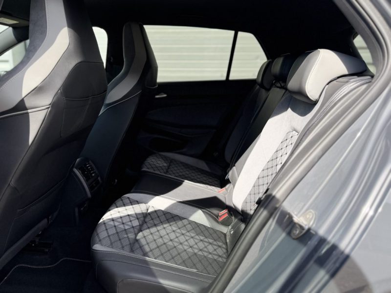 VOLKSWAGEN GOLF 1.5 eTSI 130 CH R-LINE - Origine France 