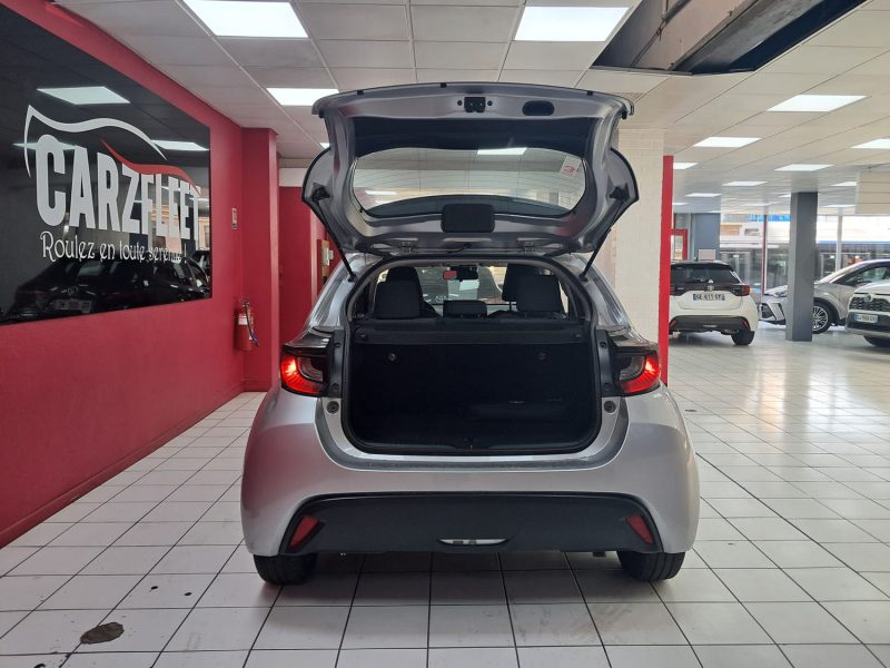 TOYOTA YARIS 4 BERLINE 116cv DYNAMIC 2022/1 ERE MAIN/TVA RECUPERABLE