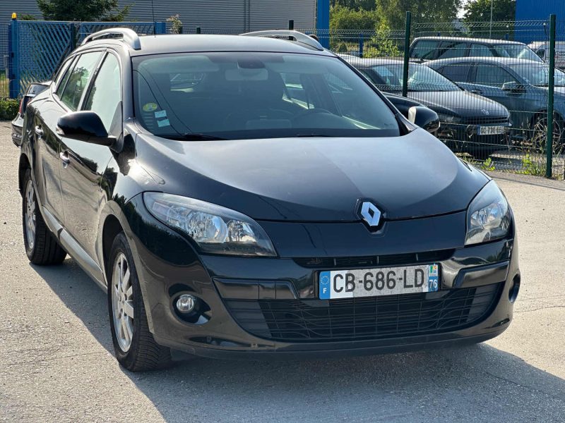 RENAULT MEGANEIII 1.5 DCI  AUTHENTIQUE PHASE 2 2012
