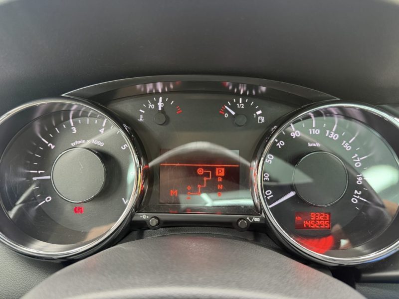 PEUGEOT 3008 1.6 THP 165CH FELINE BOITE AUTOMATIQUE 2016