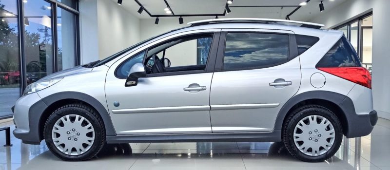 PEUGEOT 207 SW OUTDOOR 1.6 HDI  1ER MAIN GARANTIE 6MOIS