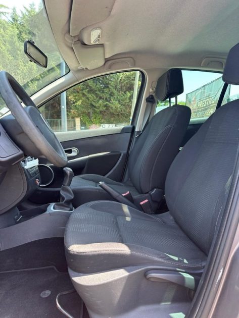 CLIO 3 DYNAMIQUE 1.5 DCI 70 CV / CLIM / Paiement 4X ou 10X Possible