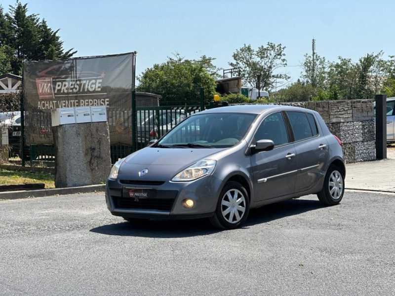 CLIO 3 DYNAMIQUE 1.5 DCI 70 CV / CLIM / Paiement 4X ou 10X Possible