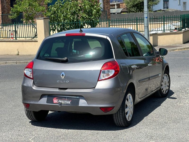 CLIO 3 DYNAMIQUE 1.5 DCI 70 CV / CLIM / Paiement 4X ou 10X Possible