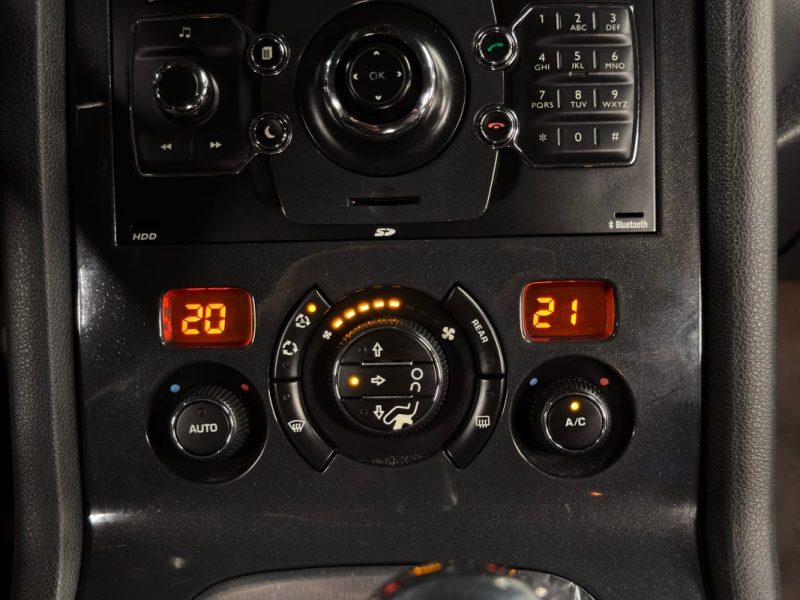 PEUGEOT 5008 1.6 Hdi 112 Cv BOITE AUTOMATIQUE TOIT PANORAMIQUE ECRAN DVD GPS CRIT AIR 2 