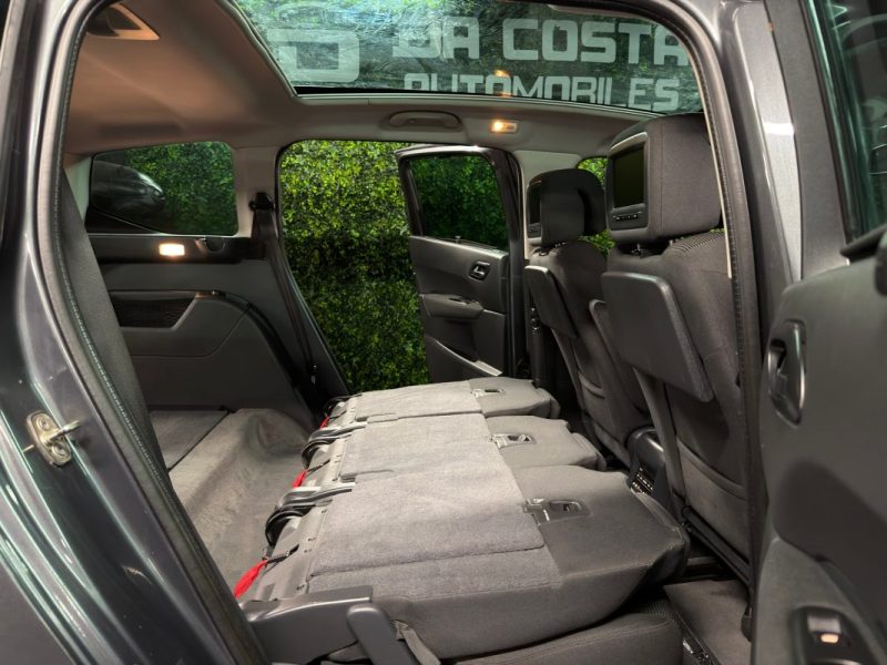 PEUGEOT 5008 1.6 Hdi 112 Cv BOITE AUTOMATIQUE TOIT PANORAMIQUE ECRAN DVD GPS CRIT AIR 2 