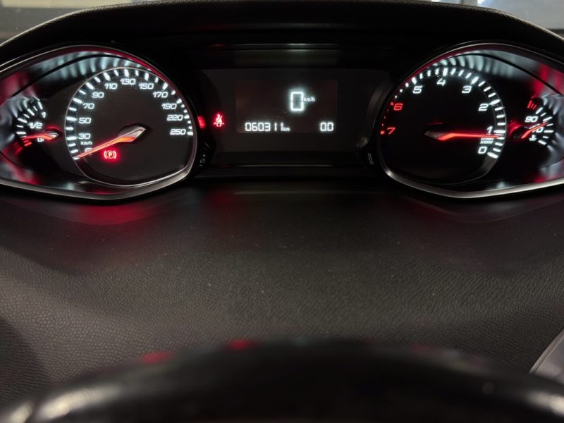 PEUGEOT 308 II ALLURE 1.2 TURBO 130 Cv 59 900 Kms GPS TACTILE CAMERA BVM6 CRIT AIR 1 - GARANTIE 1 AN