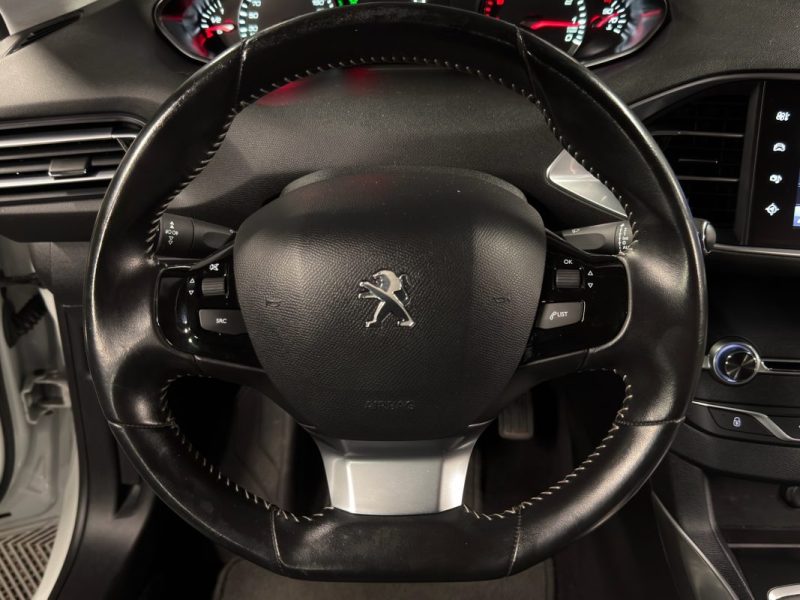PEUGEOT 308 II ALLURE 1.2 TURBO 130 Cv 59 900 Kms GPS TACTILE CAMERA BVM6 CRIT AIR 1 - GARANTIE 1 AN