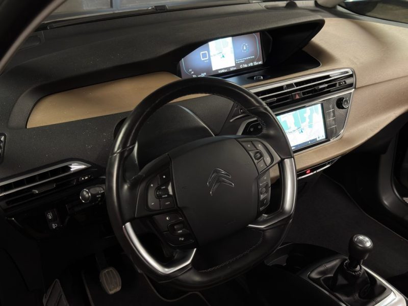 CITROËN C4 PICASSO GRAND II EXCLUSIVE 2.0 HDI 150 Cv 1ERE MAIN / 7 PLACES - GARANTIE 1 AN