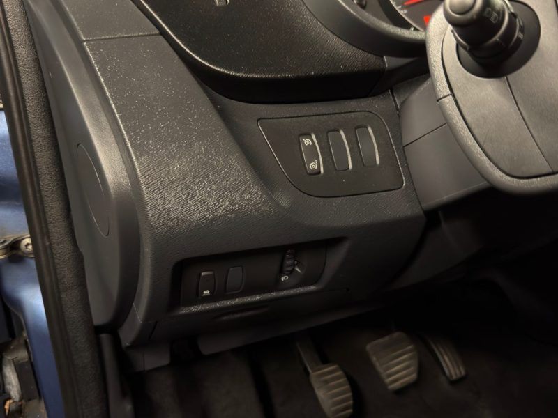 RENAULT KANGOO II PHASE 2 ZEN 1.5 DCI 110 Cv 5 PLACES 77 300 Kms BVM6 5 PORTES - GARANTIE 1 AN