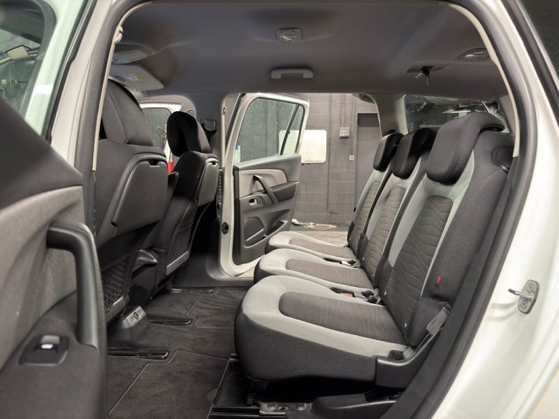 CITROEN C4 PICASSO GRAND II 1.6 E HDI 115 Cv BOITE AUTOMATIQUE / 7 PLACES GPS CAMERA - GARANTIE 1 AN