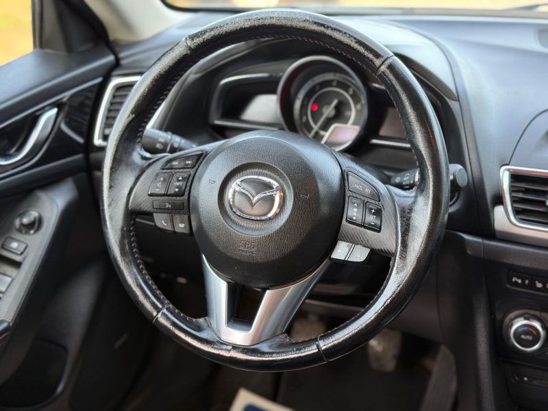 Mazda 3 2.2L Skyactiv-D 150ch Dynamique  - Clim - GPS - Révisée & Garantie 6 mois