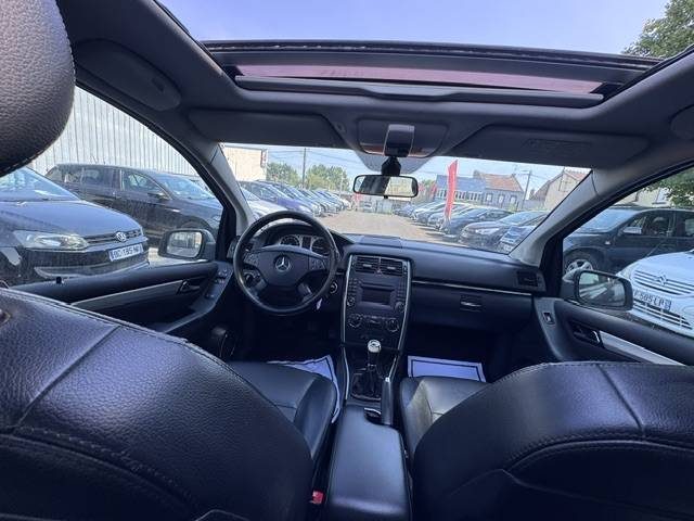 MERCEDES CLASSE B B180 CDI distribution par chaine 2009