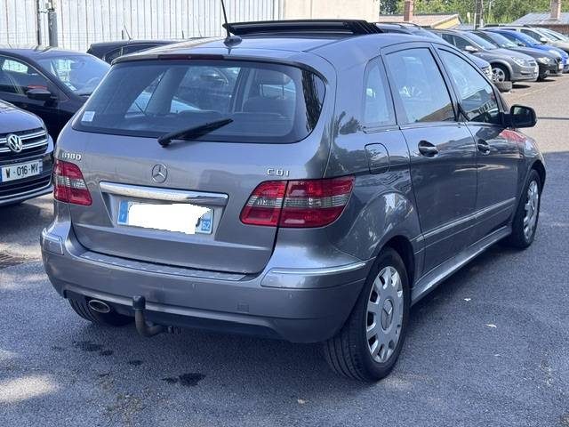 MERCEDES CLASSE B B180 CDI distribution par chaine 2009