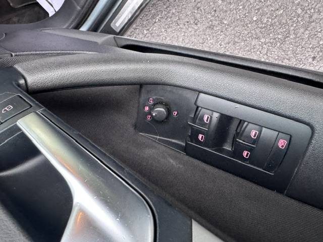 AUDI A3 8p face lifte 1.9 TDI 105  CV  2009