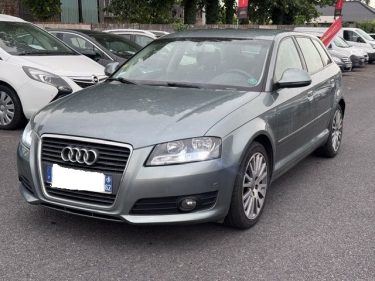 AUDI A3 8p face lifte 1.9 TDI 105  CV  2009