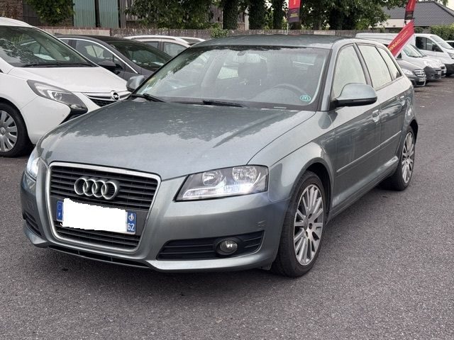 AUDI A3 8p face lifte 1.9 TDI 105  CV  2009