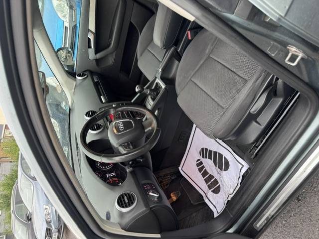 AUDI A3 8p face lifte 1.9 TDI 105  CV  2009
