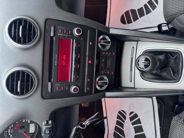 AUDI A3 8p face lifte 1.9 TDI 105  CV  2009