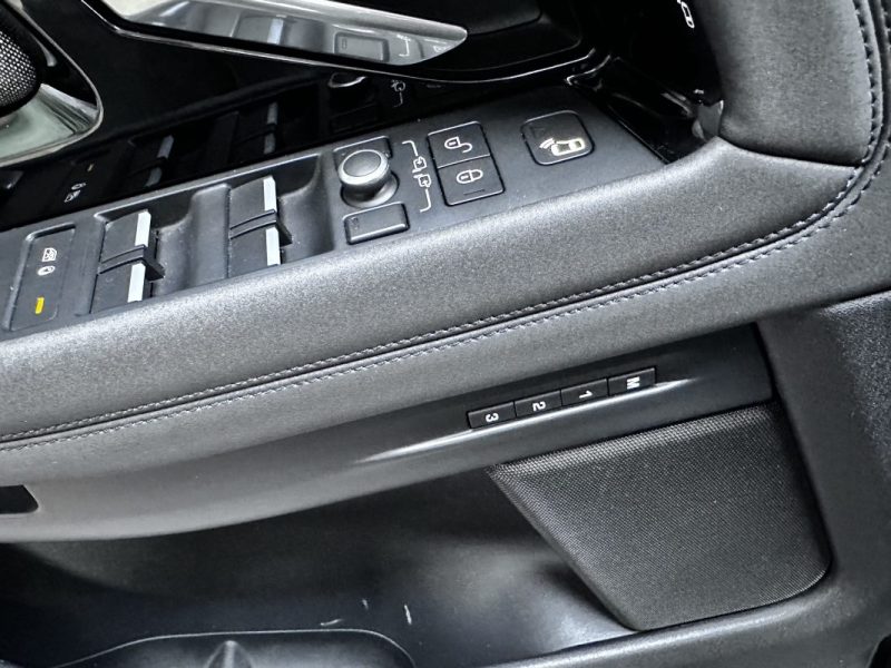 LAND ROVER RR EVOQUE 2.0 D180 AWD BVA9 R-DYNAMIC S 