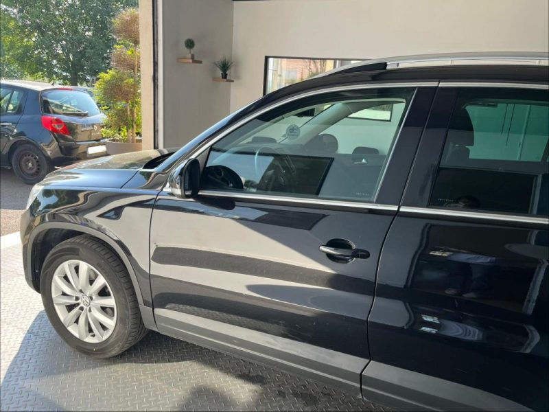 VOLKSWAGEN TIGUAN 2.0 TDI 140 4X2 SPORTLINE BLUEMOTION 2010
