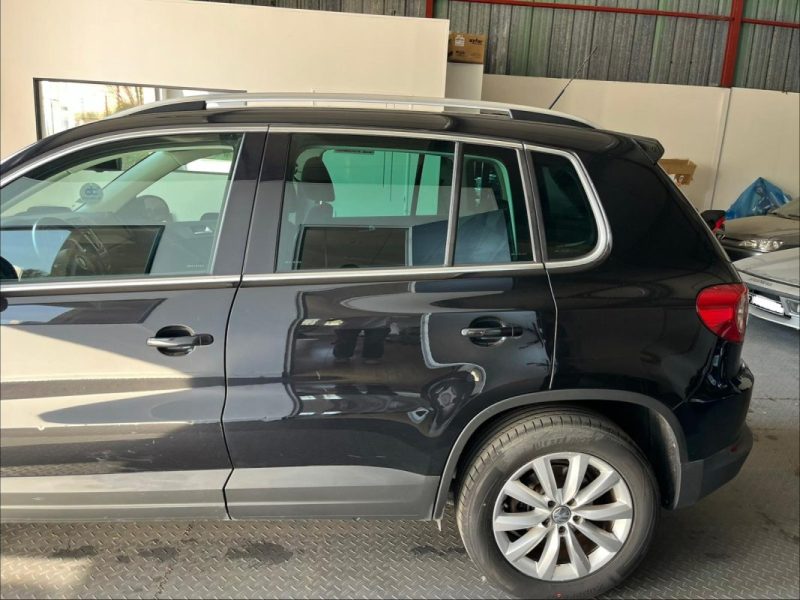 VOLKSWAGEN TIGUAN 2.0 TDI 140 4X2 SPORTLINE BLUEMOTION 2010