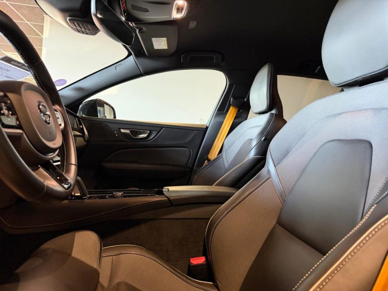 VOLVO V60 T8 TWIN ENGINE 405 POLESTAR GEARTRONIC / ENTRETIEN VOLVO  