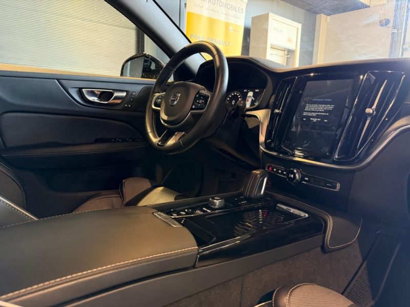 VOLVO V60 T8 TWIN ENGINE 405 POLESTAR GEARTRONIC / ENTRETIEN VOLVO  