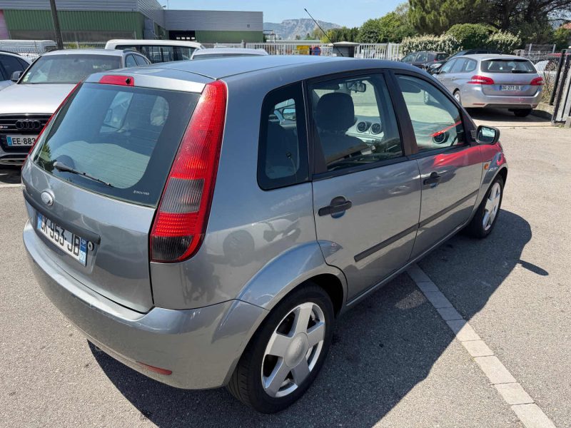 FORD FIESTA 1.6I 100CH CLIM GARANTIE