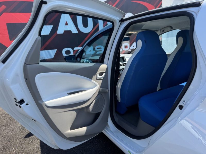 RENAULT ZOE Z.E LIFE 2014