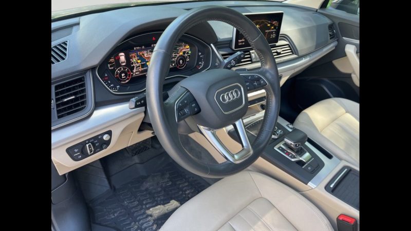 AUDI Q5 2.0 L TDI 190 ch QUATTRO S TRONIC TOTI OUVRANT