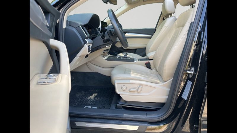 AUDI Q5 2.0 L TDI 190 ch QUATTRO S TRONIC TOTI OUVRANT