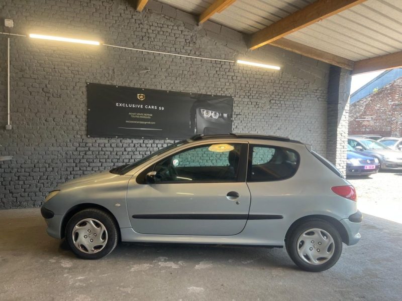 PEUGEOT 206 X LINE 1.4I TOIT PANORAMIQUE  