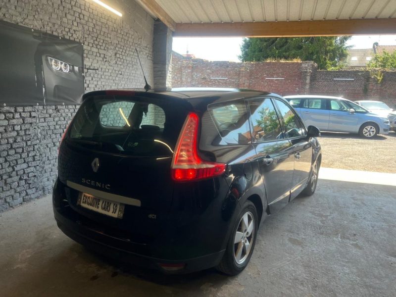 RENAULT GRAND SCENIC III 1.9DCI 130CH 