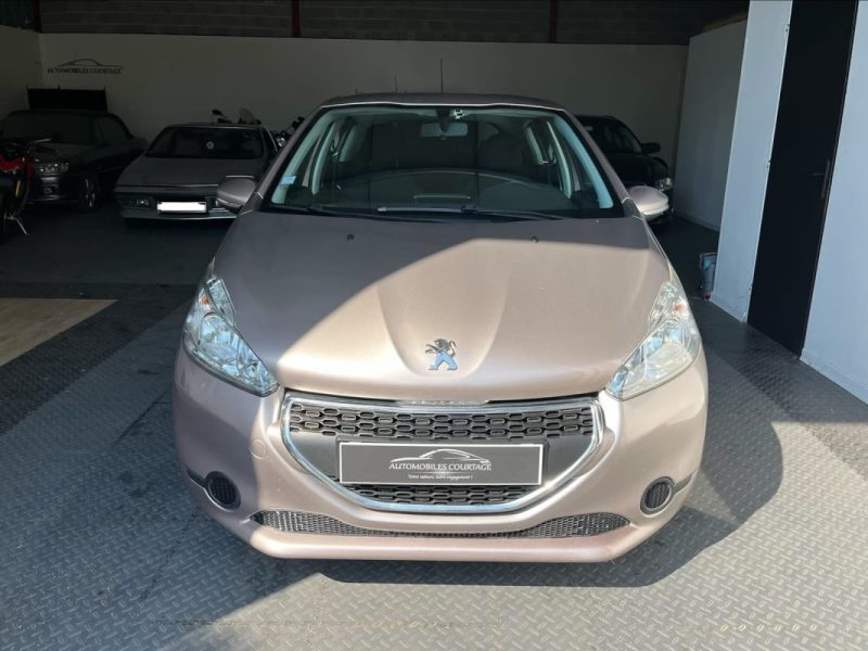 PEUGEOT 208 1.6 HDI 2012