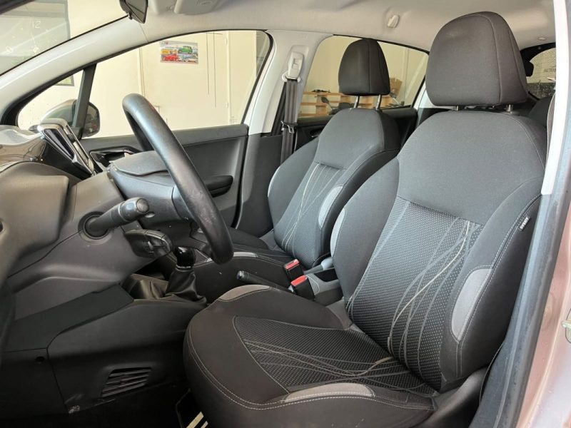 PEUGEOT 208 1.6 HDI 2012